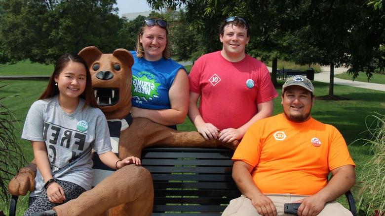 Orientation leaders help incoming students adjust to college life