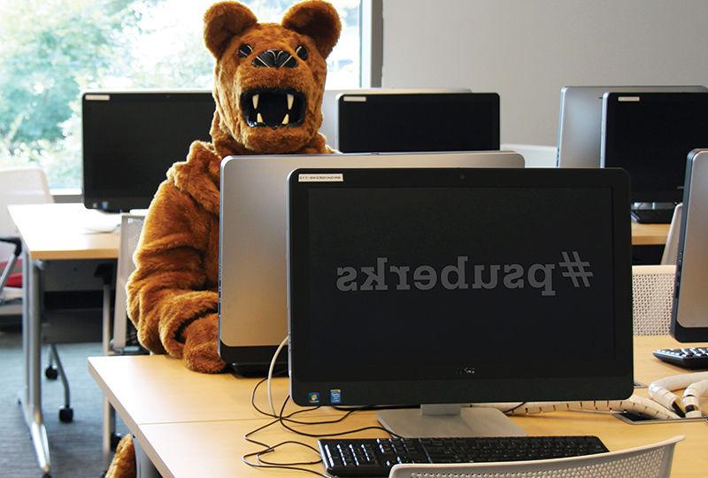 The Nittany Lion gets ready for the workshop.