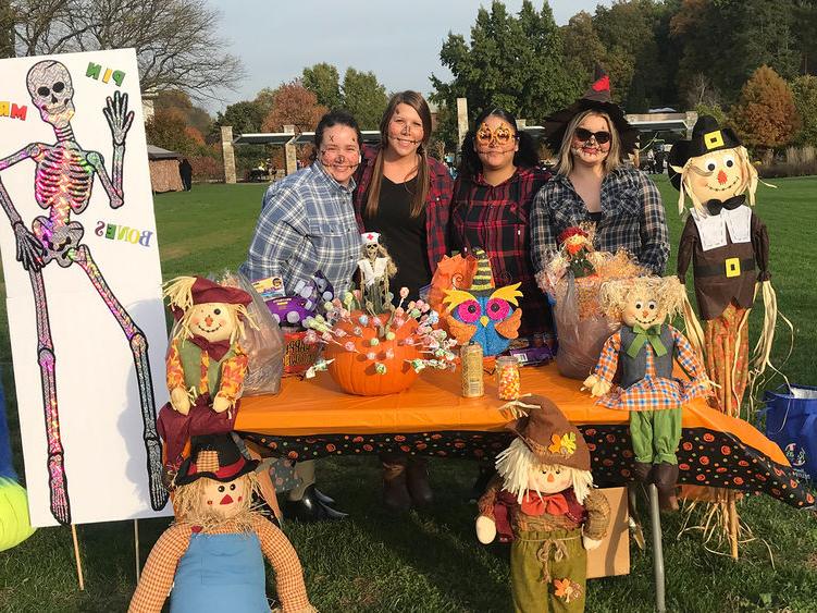 group of faculty, staff and students at Fall Fest