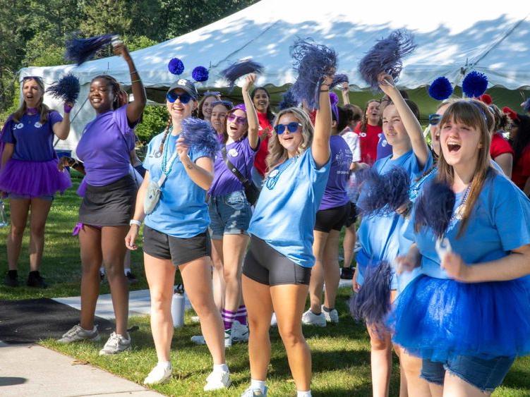 Photo of students at Welcome Weekend